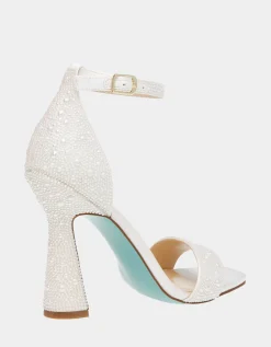 Betsey Johnson Dani<Women Shoes