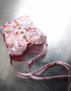 Betsey Johnson Kitsch Of Corsets Love Crossbody<Women Handbags
