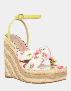 Betsey Johnson Pansie<Women Shoes