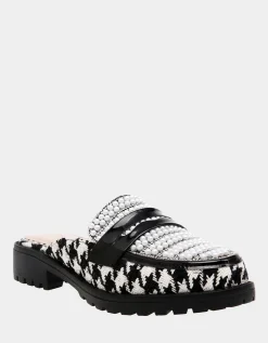 Betsey Johnson Ronin Black/White<Women Shoes